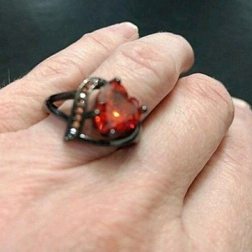 Dark Silver Tone Ring Red Semiprecious Heart Size 7 Red Semiprecious Accents
